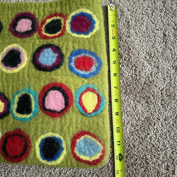 Light Green Wool Felt Big Spotted Bag - Picture 6 of 10
